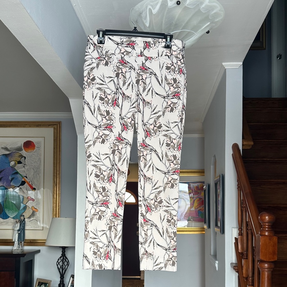 Chico's Floral Ankle Pull On Pants Sz 8